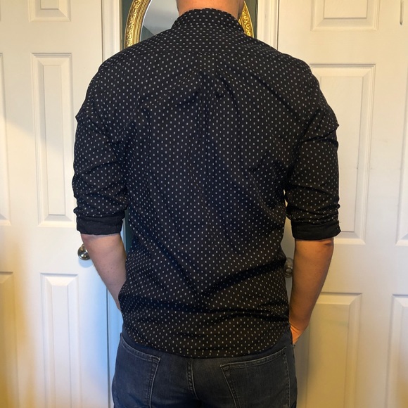 Gap Men’s Slim Fit casual printed long sleeve button down, black and white (M) - Picture 2 of 9